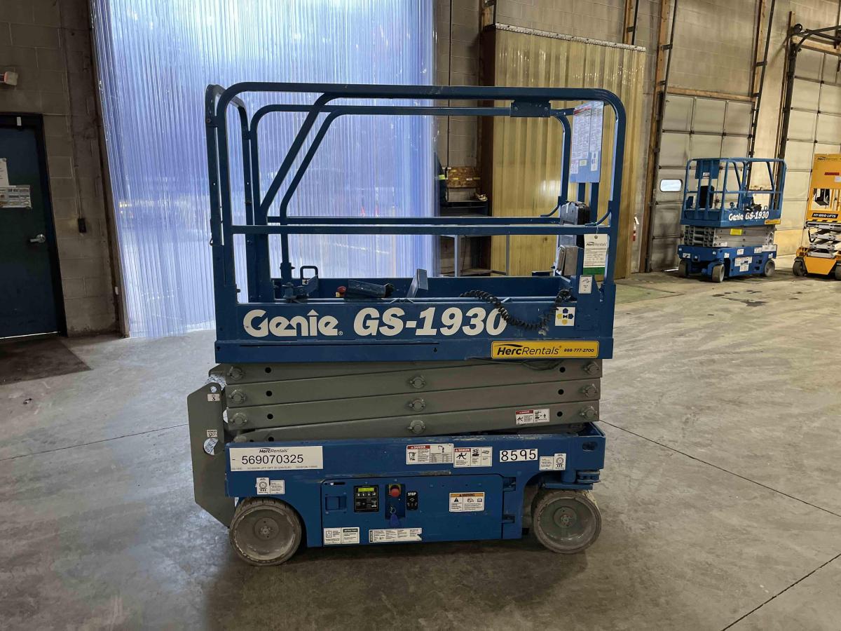 2013 Genie GS-1930