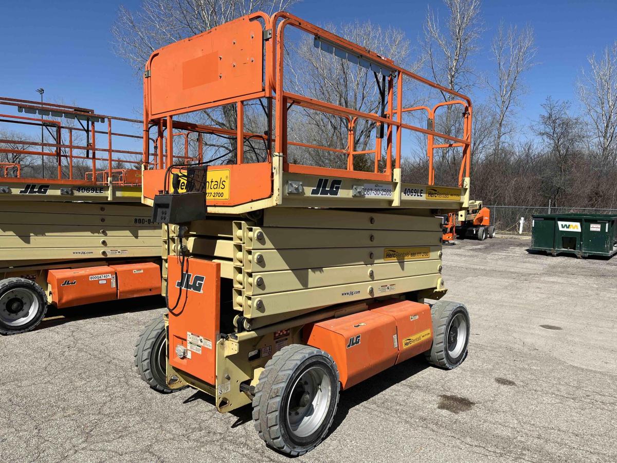 2016 JLG 4069LE