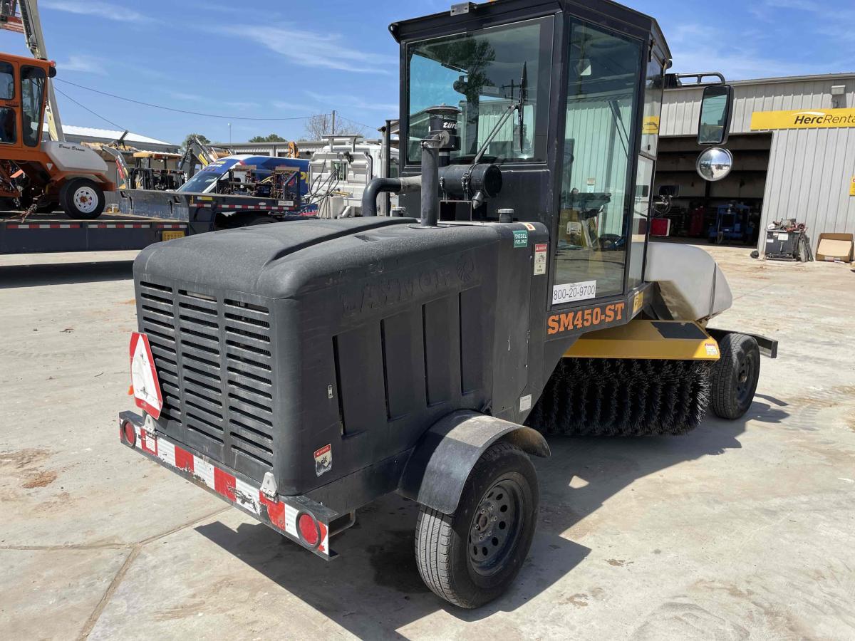 2018 LayMor SweepMaster 450-ST
