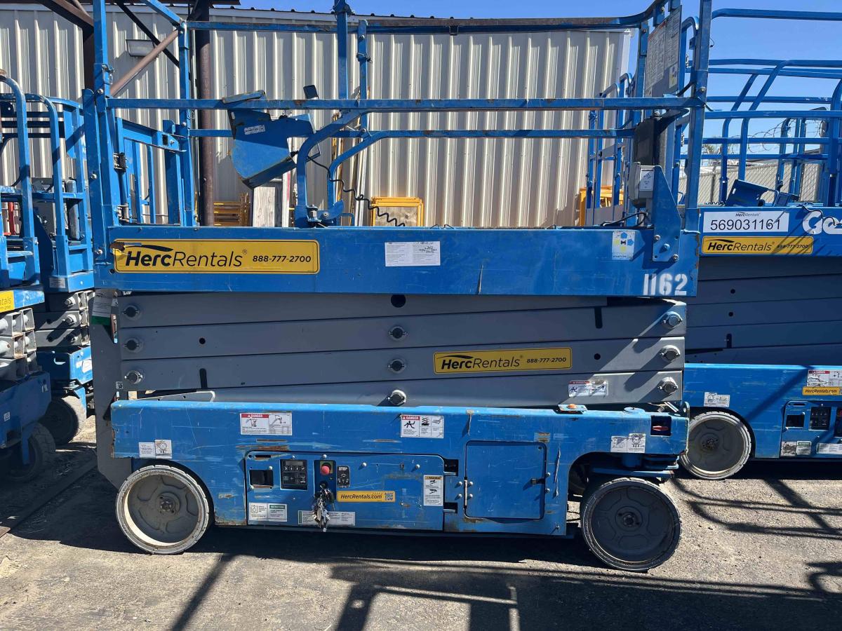 2018 Genie GS-2632