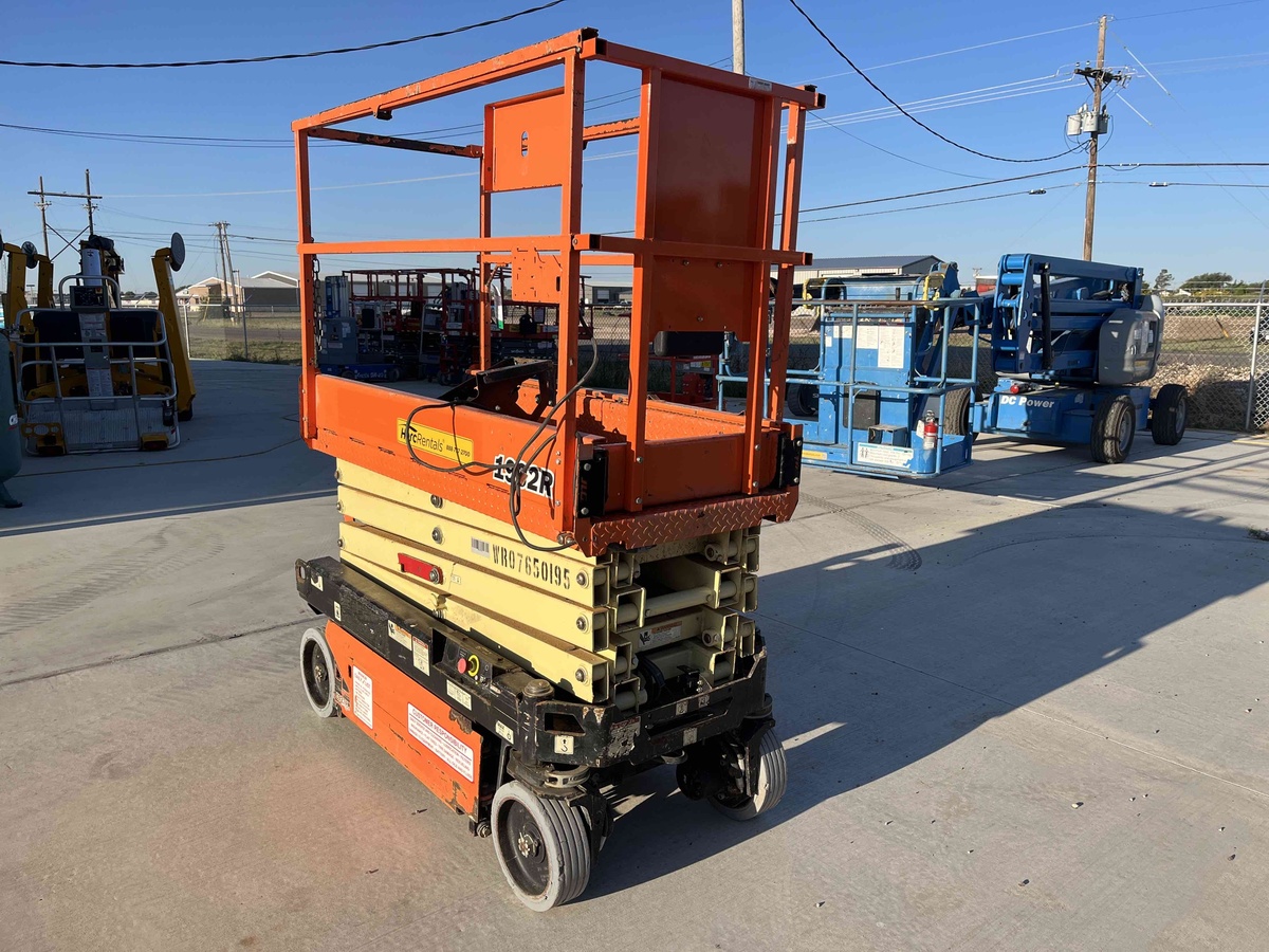 2018 JLG 1932R-4