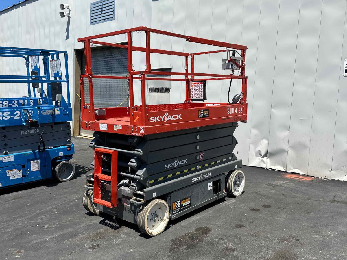 2016 Skyjack SJ4632