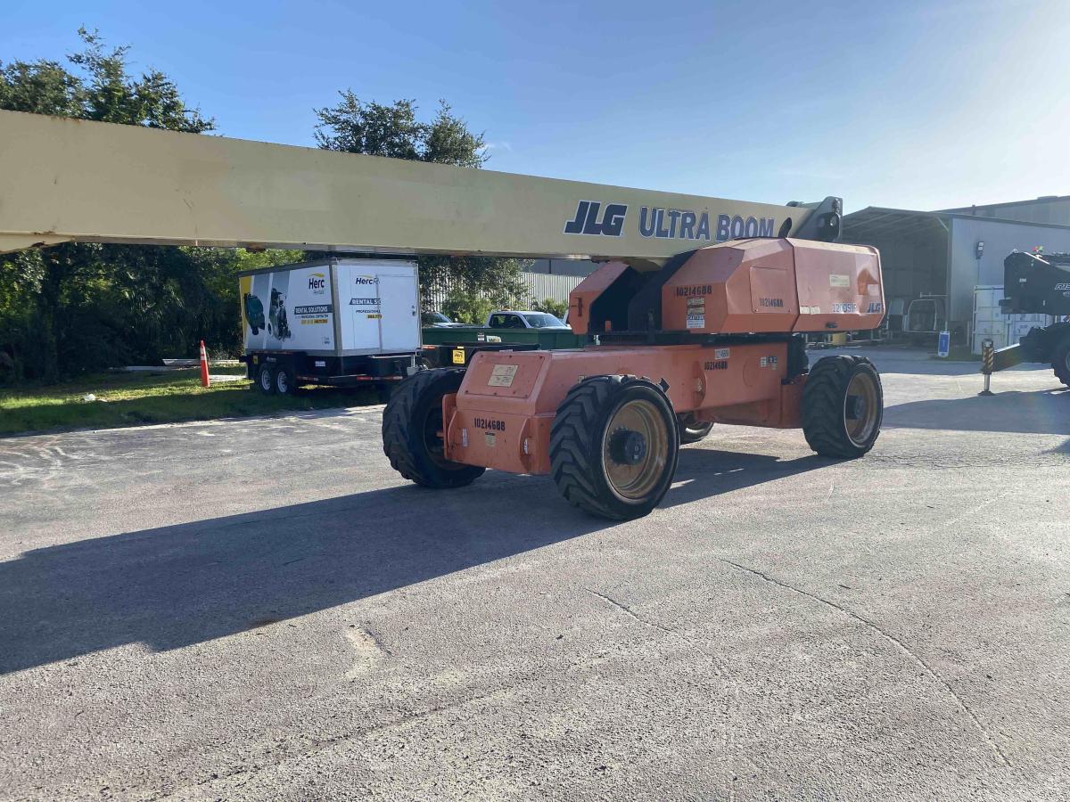 2017 JLG 1200SJP-17
