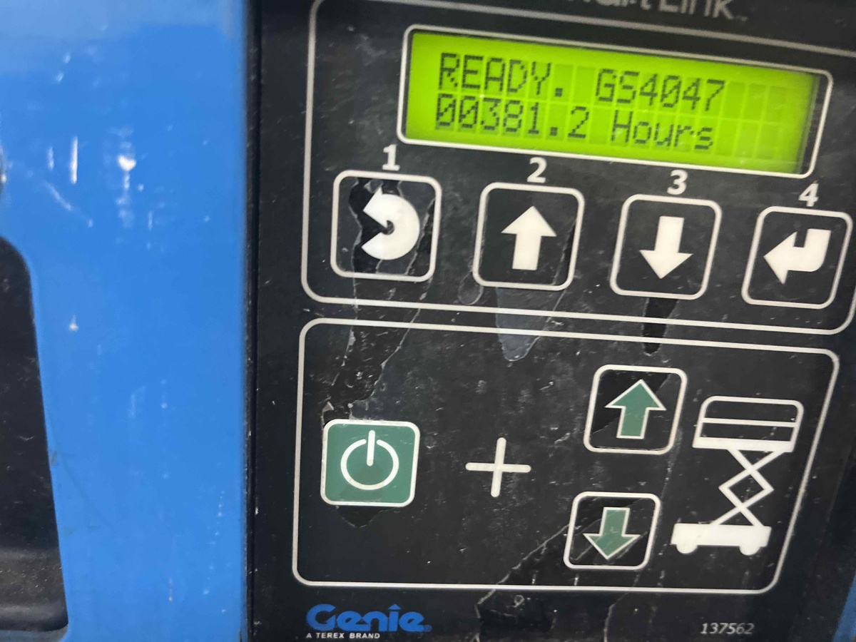 2018 Genie GS-4047-5