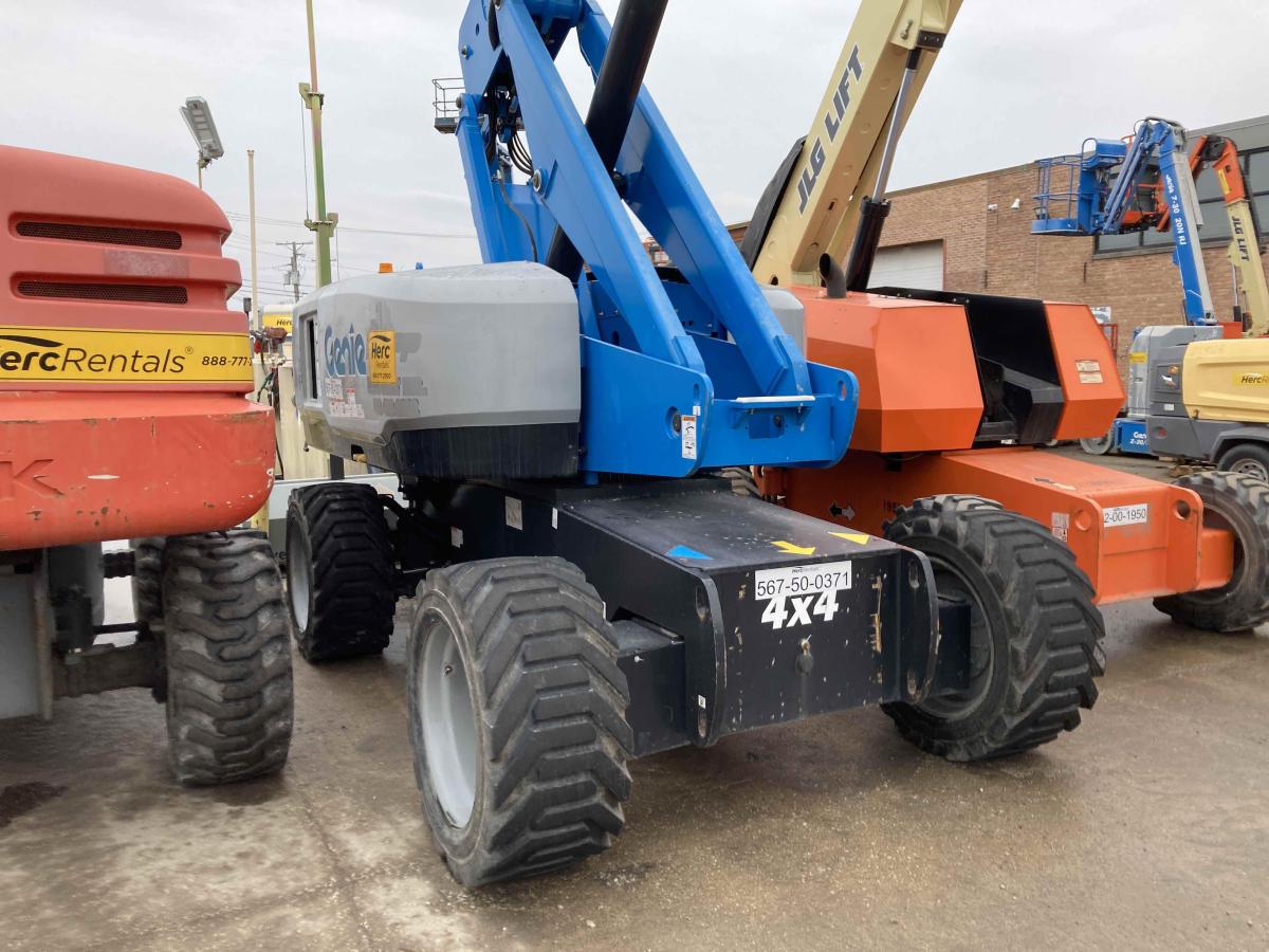 2019 Genie S-85