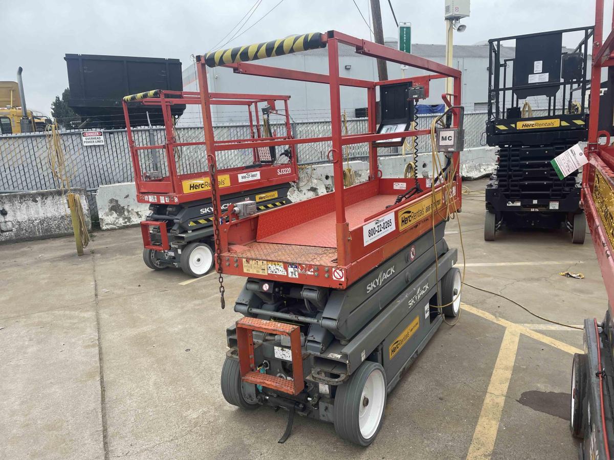 2018 Skyjack SJ-3220