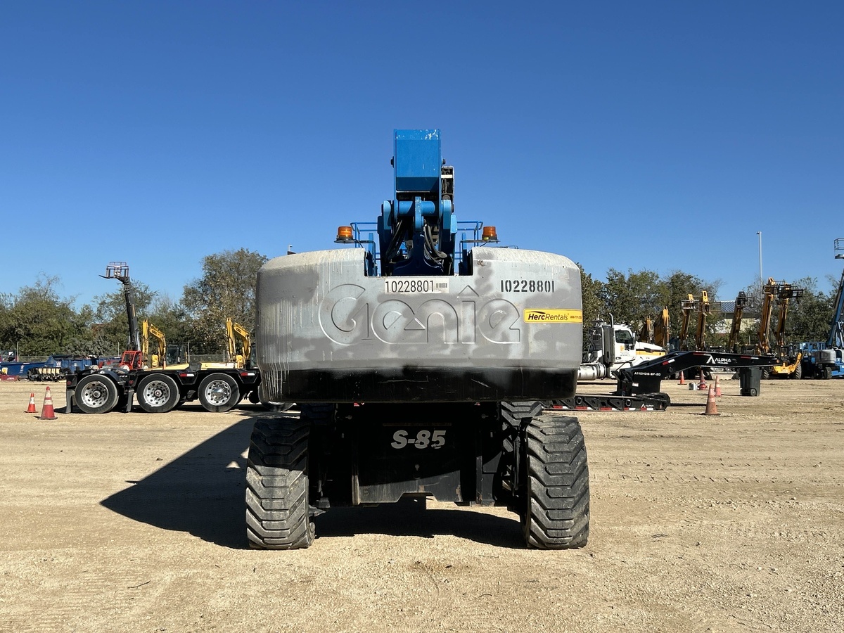 2017 Genie S-85-6