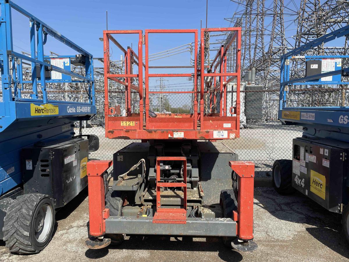 2018 Skyjack SJ-6832RT