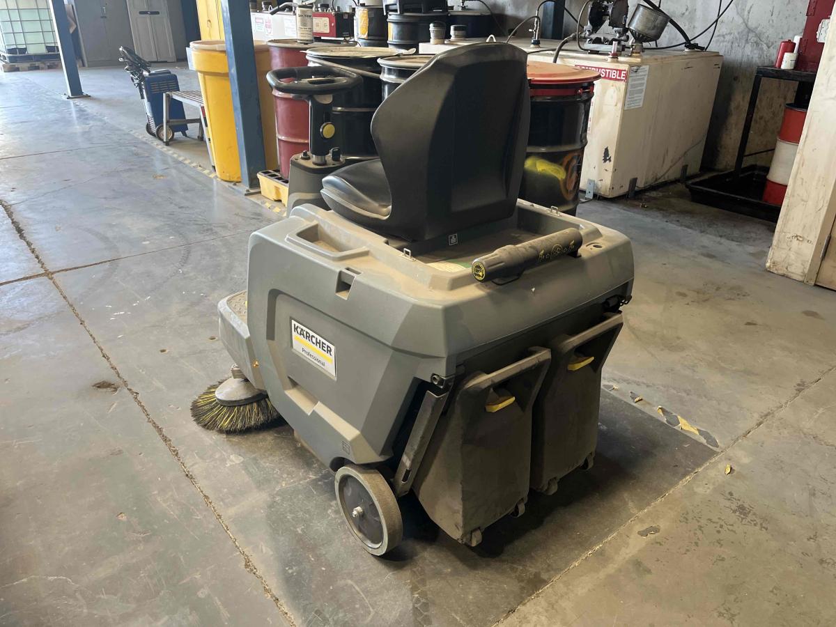 2022 Karcher KM 85/50