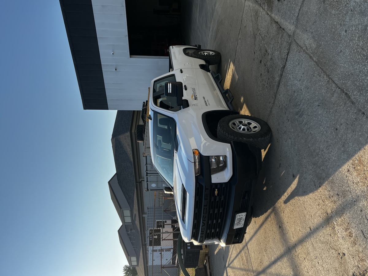 2022 Chevrolet 3500-1