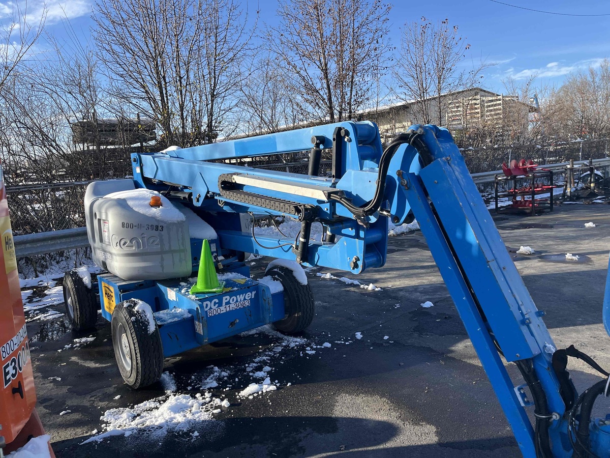 2016 Genie Z-45/25-13