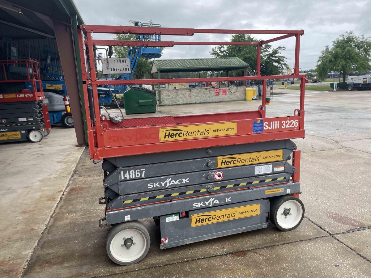 2015 Skyjack SJ3226