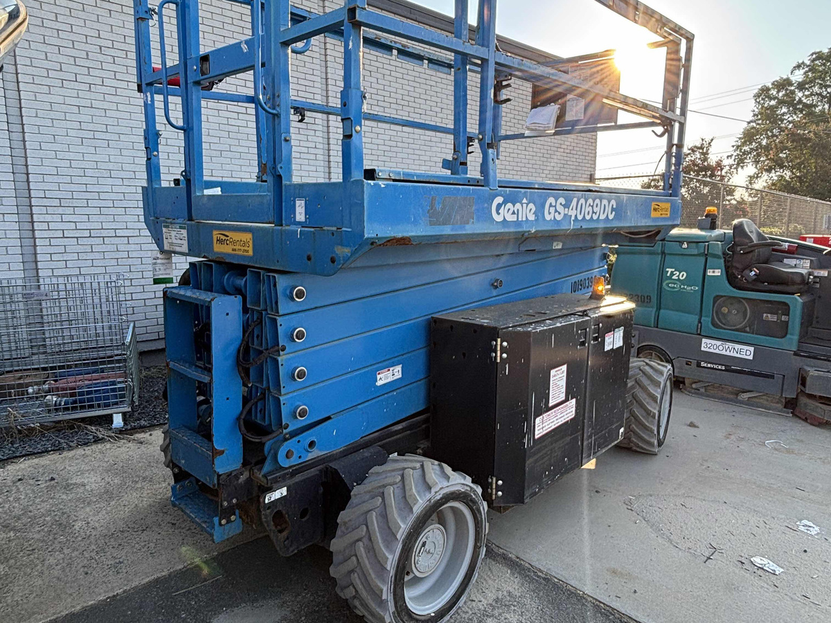 2016 Genie GS-4069 DC