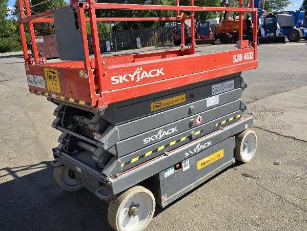 2017 Skyjack SJ4632