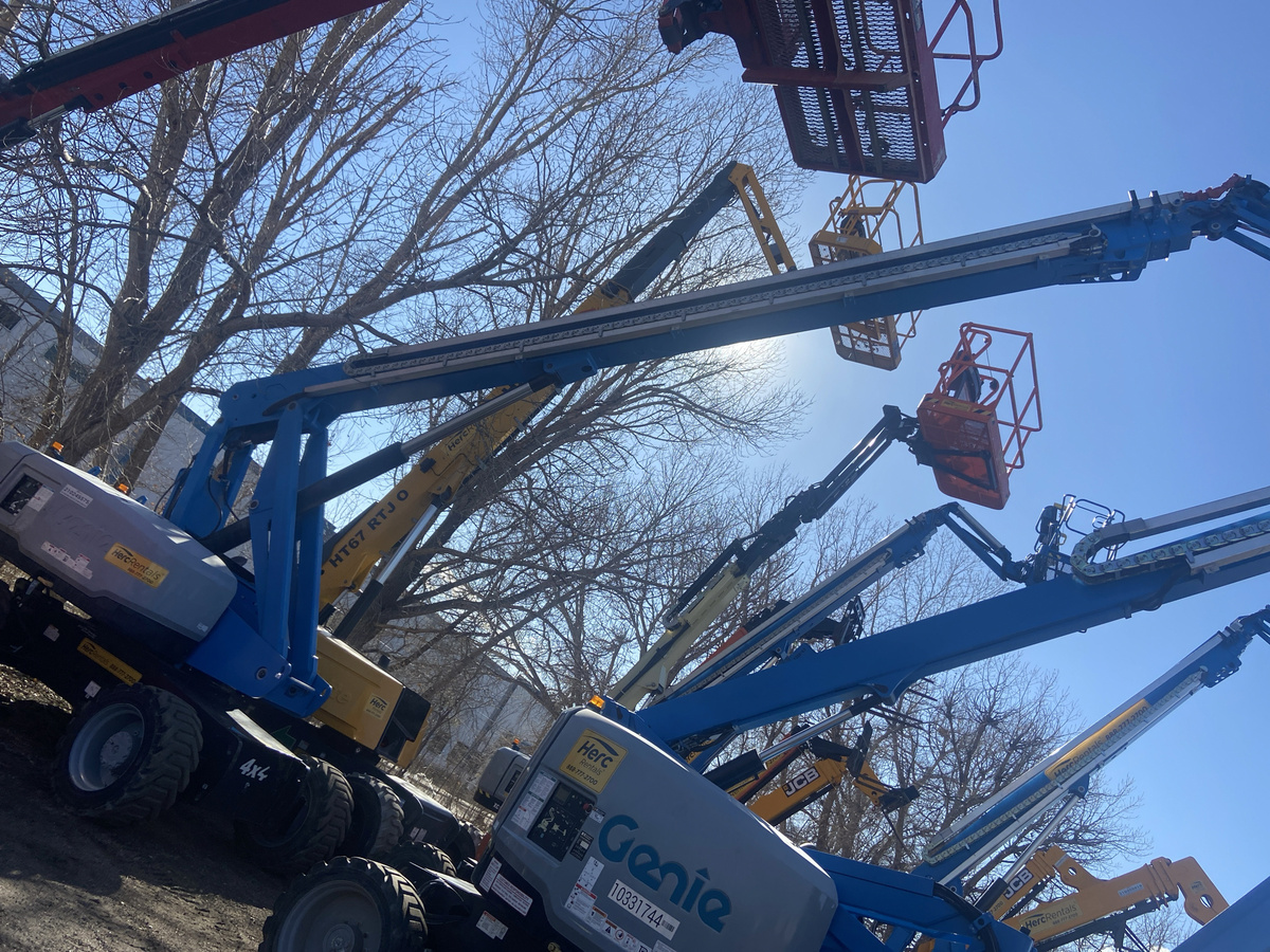 2018 Genie S-85-5