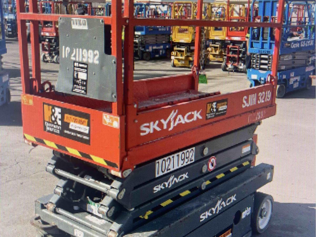 2017 Skyjack SJ3219