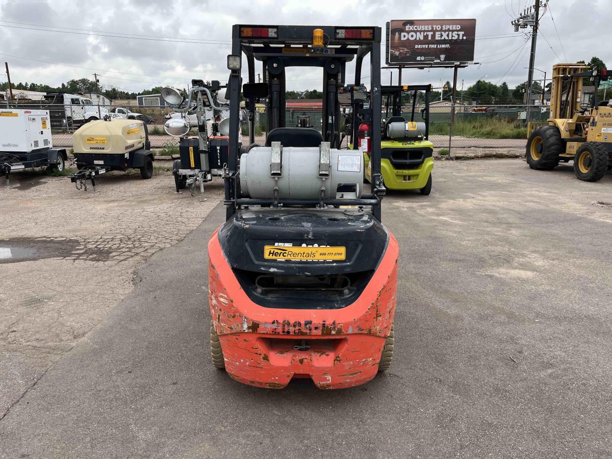 2021 Tailift FG25P