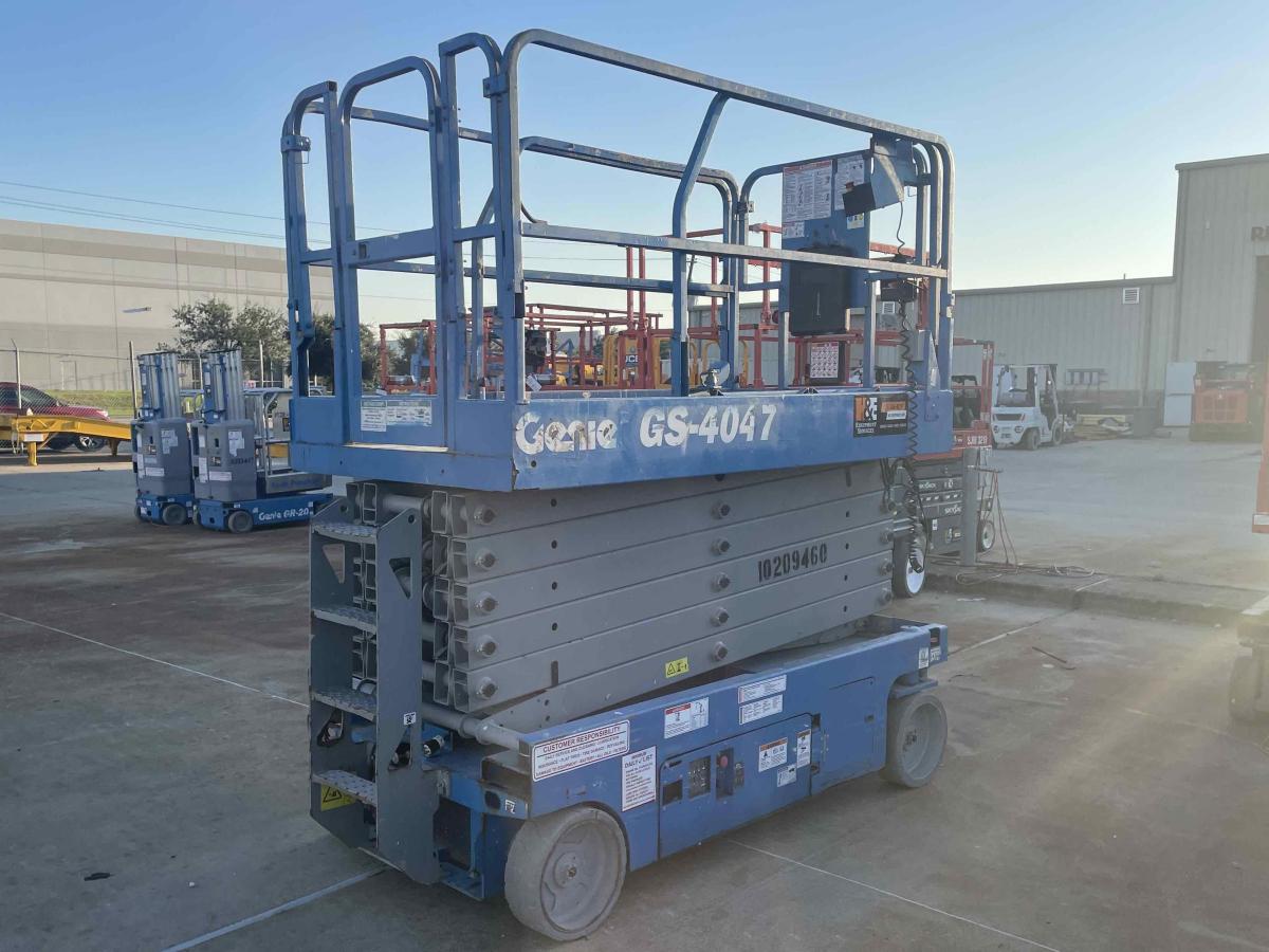 2017 Genie GS-4047-3