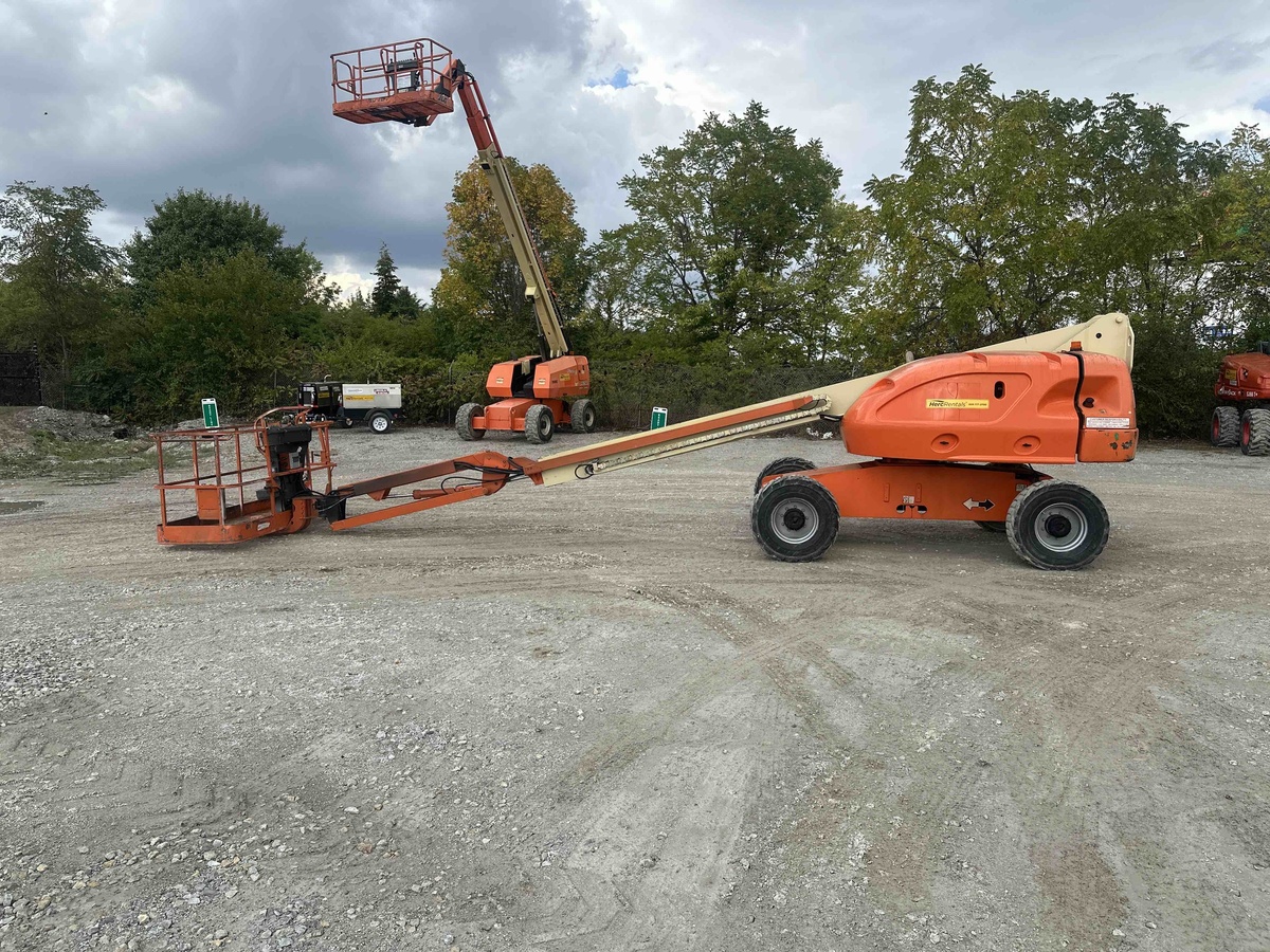 2011 JLG 460SJ-11