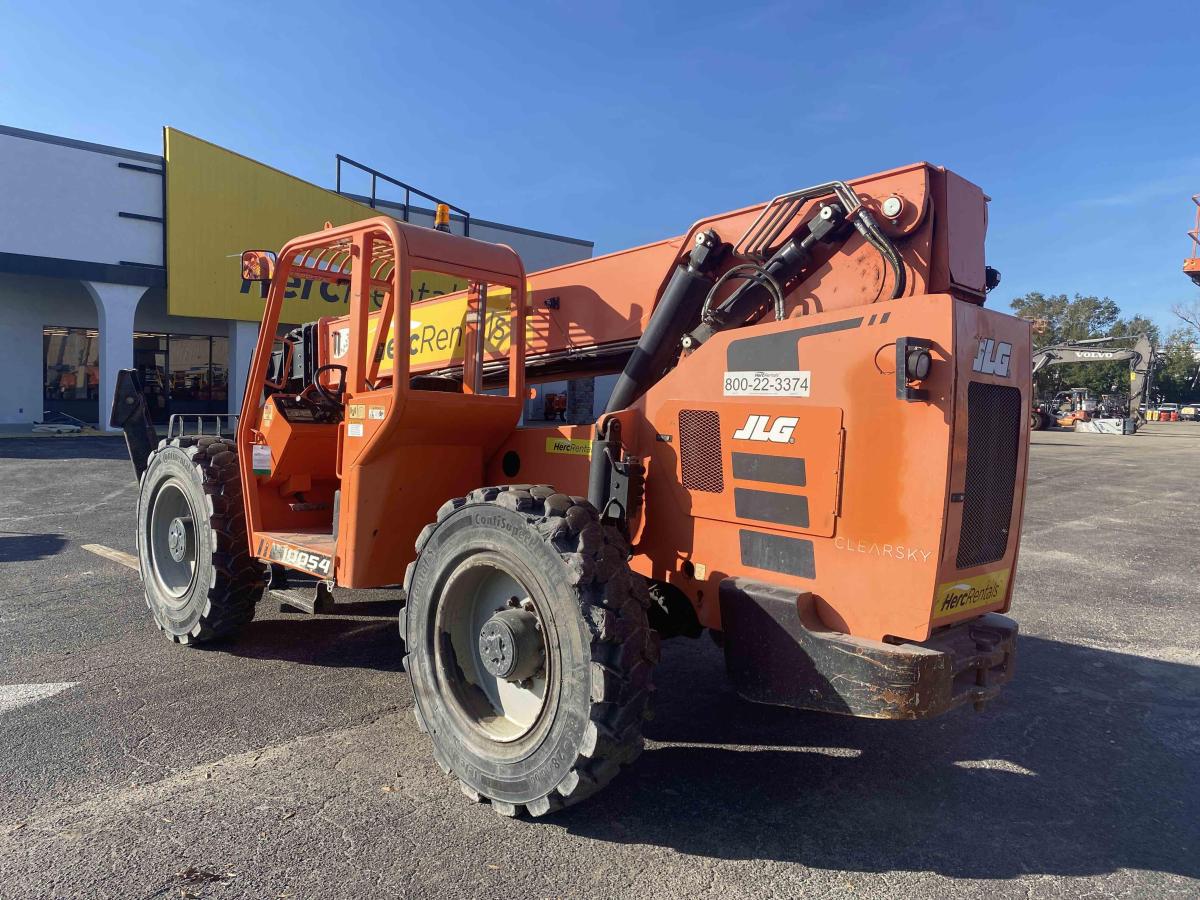 2018 SkyTrak 10054