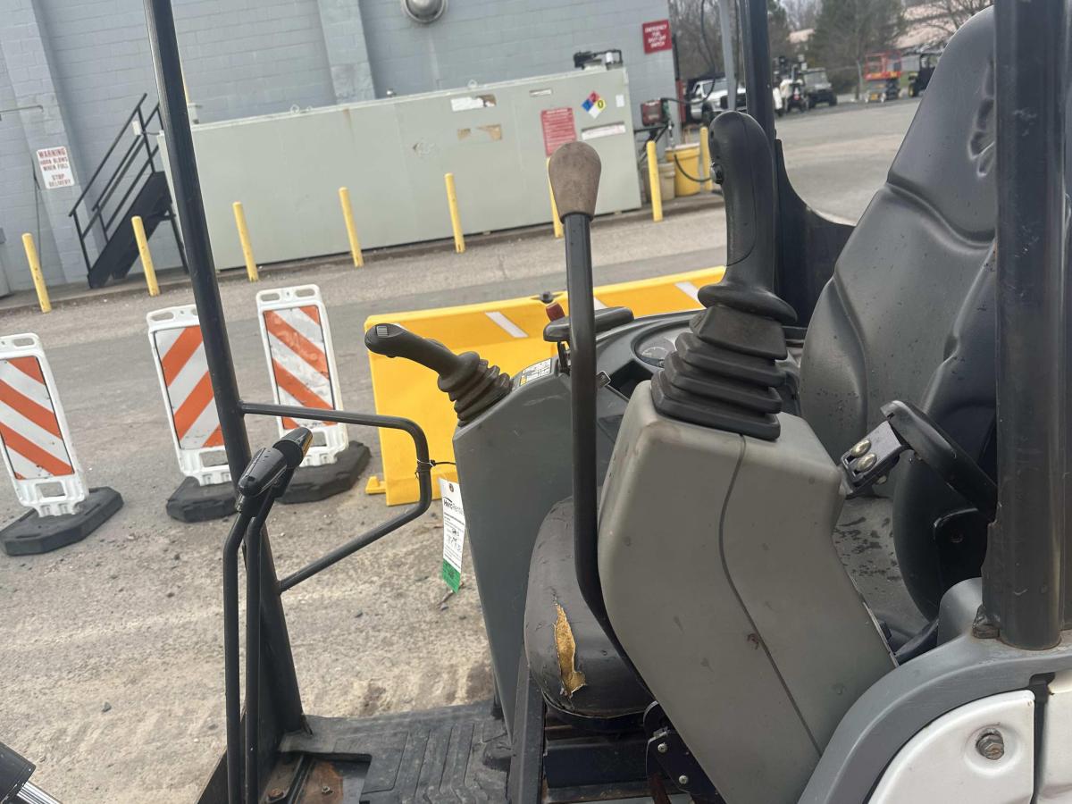 2018 Bobcat E20