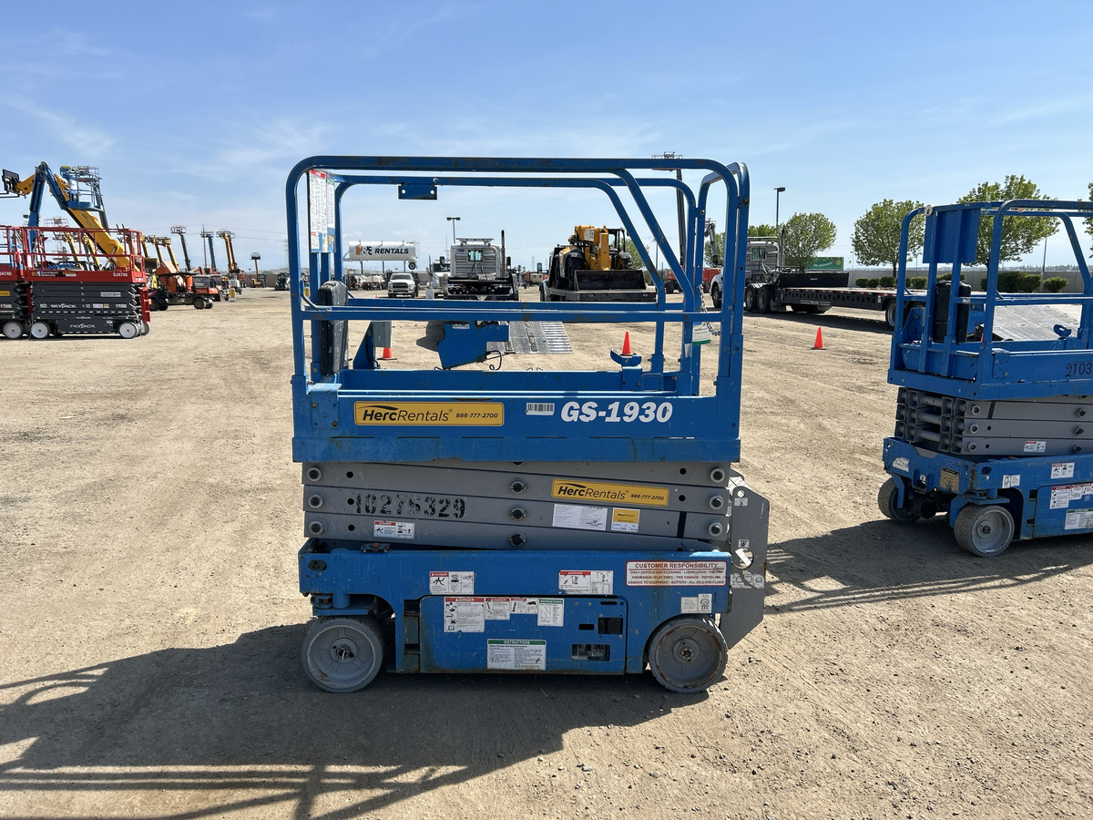 2019 Genie GS-1930