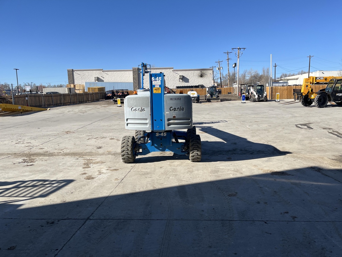 2018 Genie S-45-7