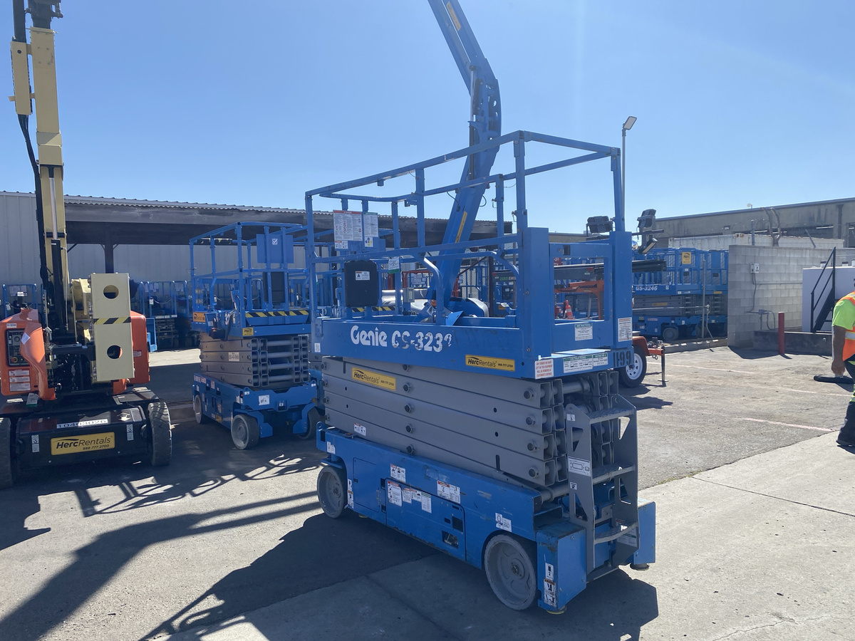 2018 Genie GS-3232-5