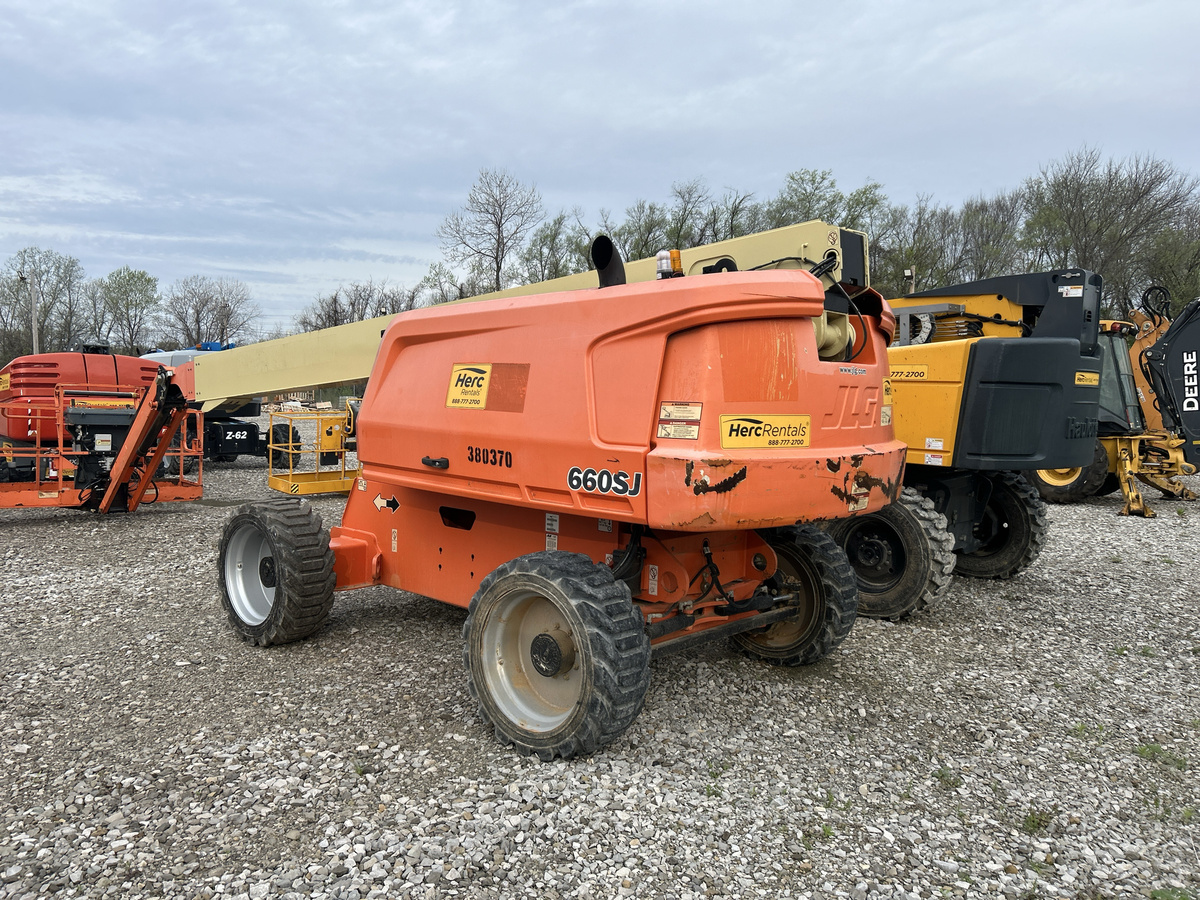 2018 JLG 660SJ