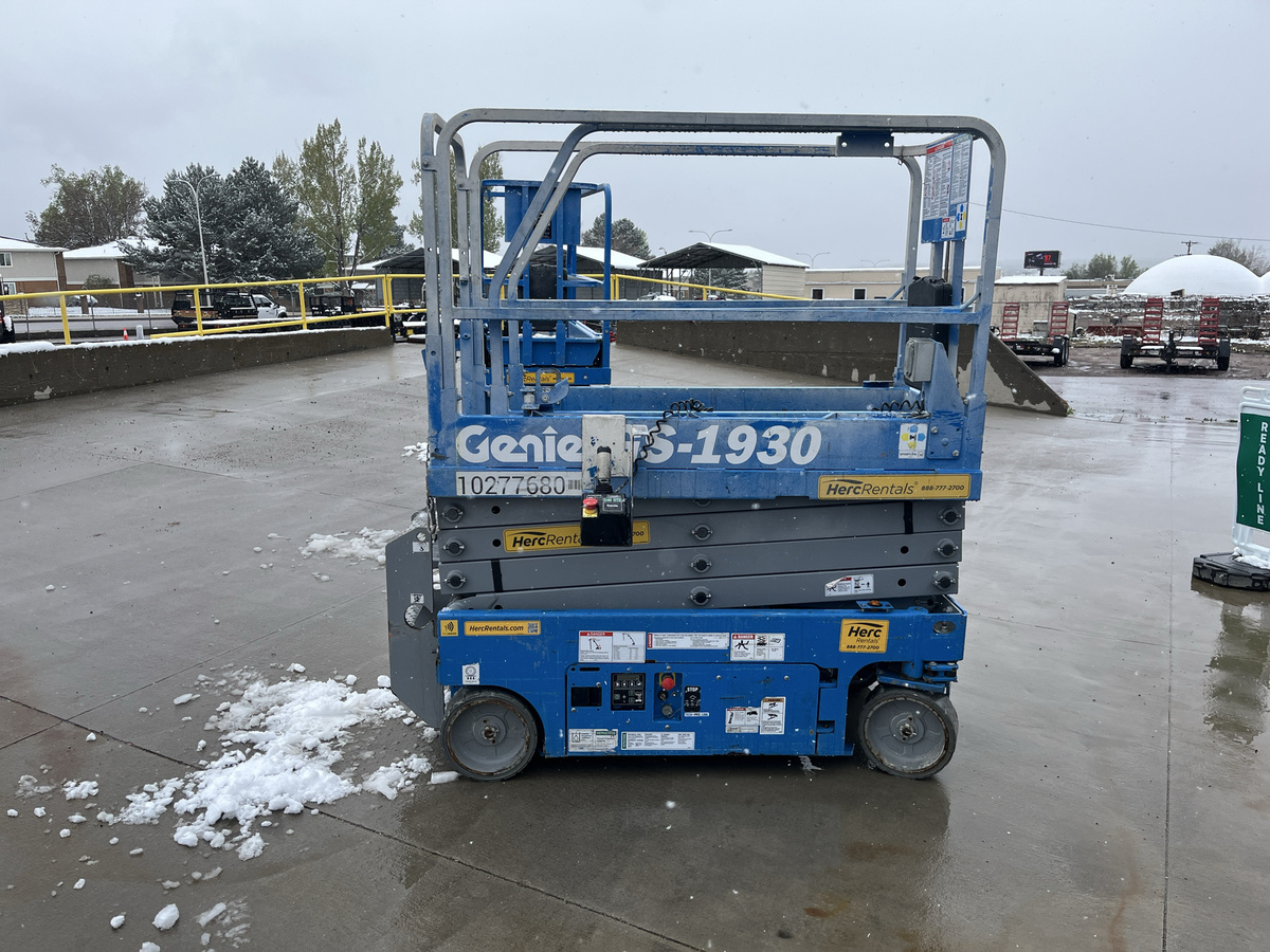 2019 Genie GS-1930