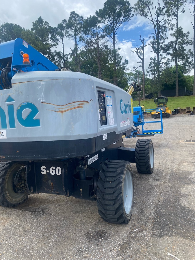2018 Genie S-60X-4