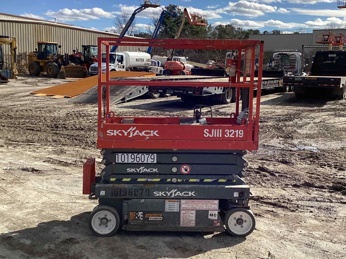2016 Skyjack SJ3219