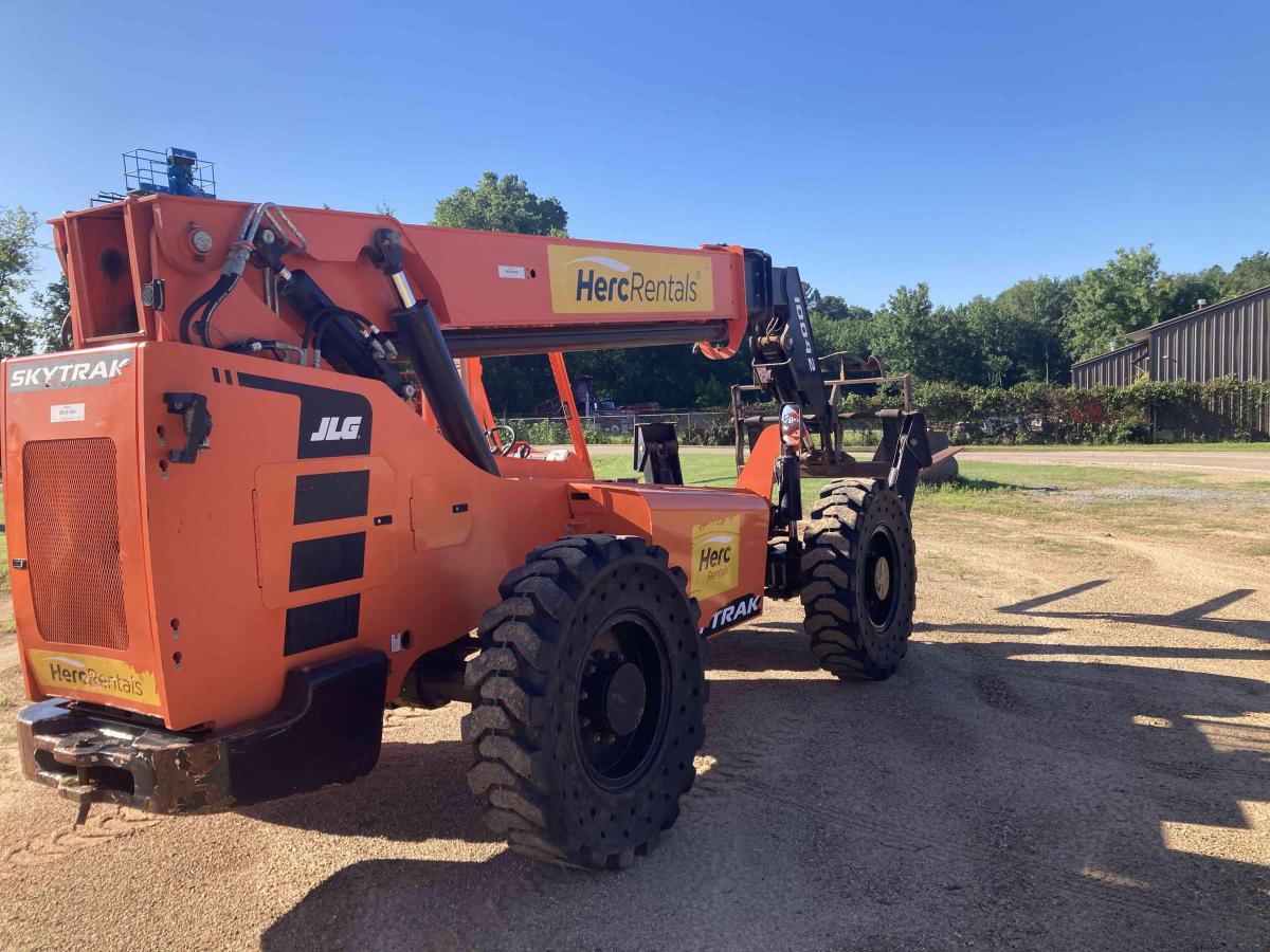 2020 SkyTrak 10042
