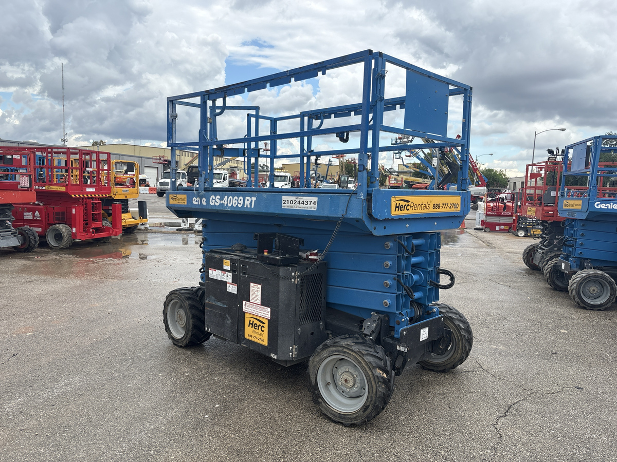 2018 Genie GS-4069 RT