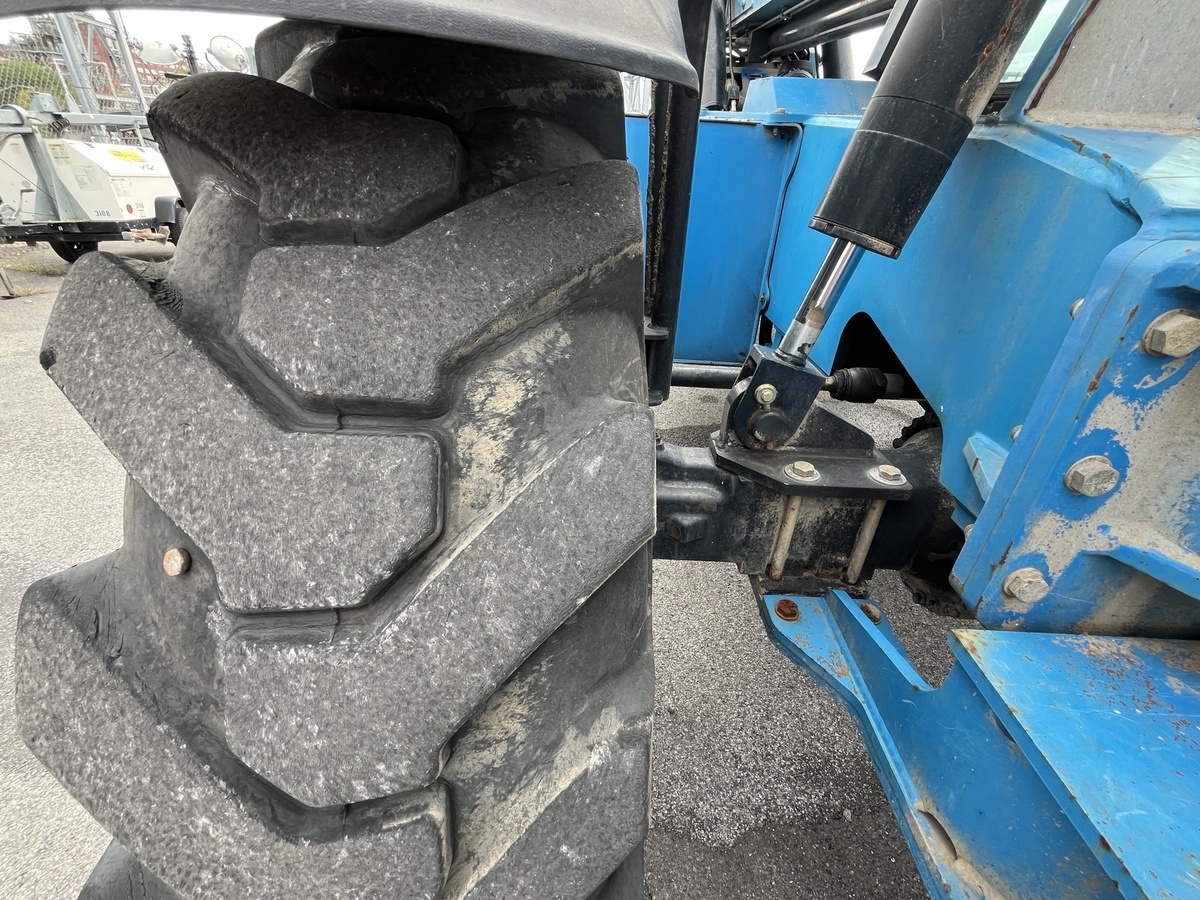 2015 Genie GTH-1056-17