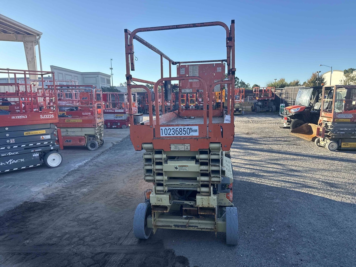 2018 JLG 2646ES-3