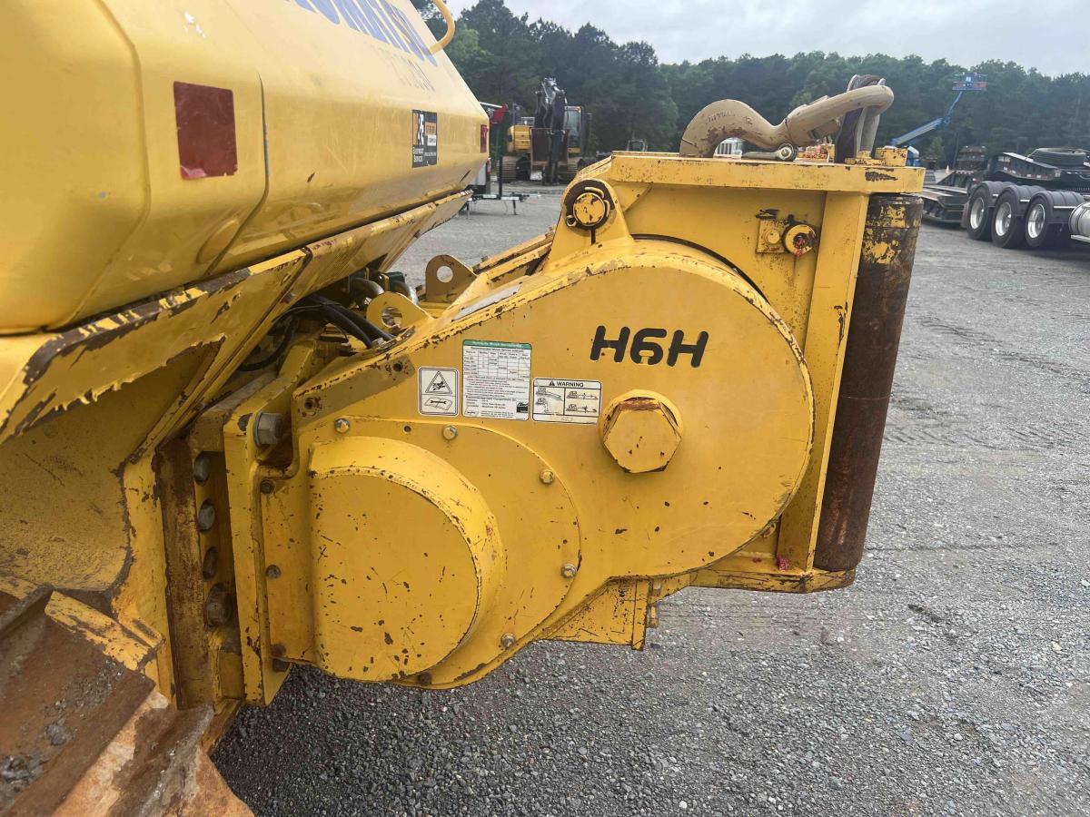 2019 Komatsu D65PX-18