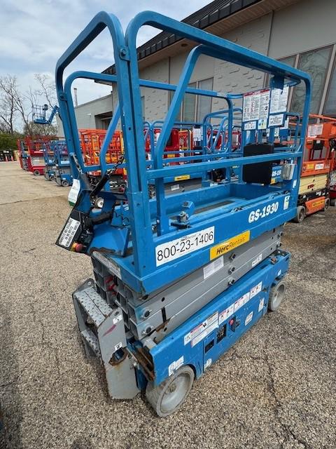 2018 Genie GS-1930