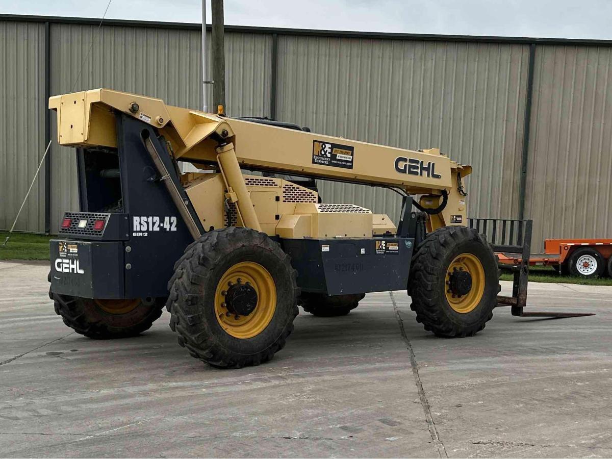 2017 Gehl RS12-42