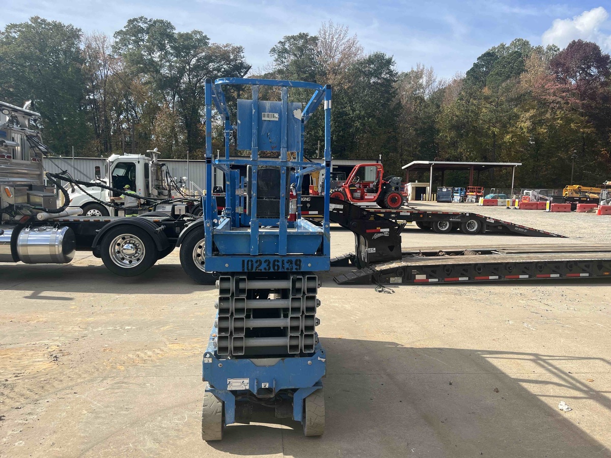2018 Genie GS-3232-5