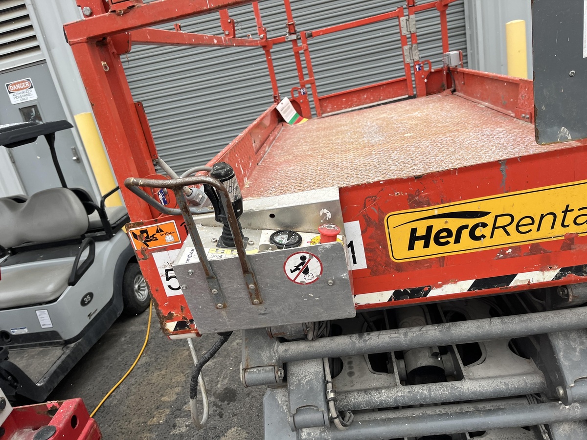 2019 Skyjack SJ4740-7