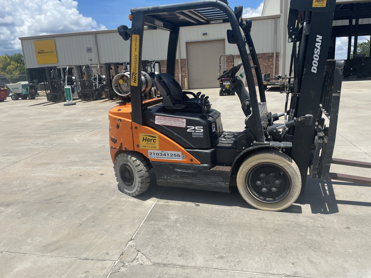 2021 Doosan G25N-7-3