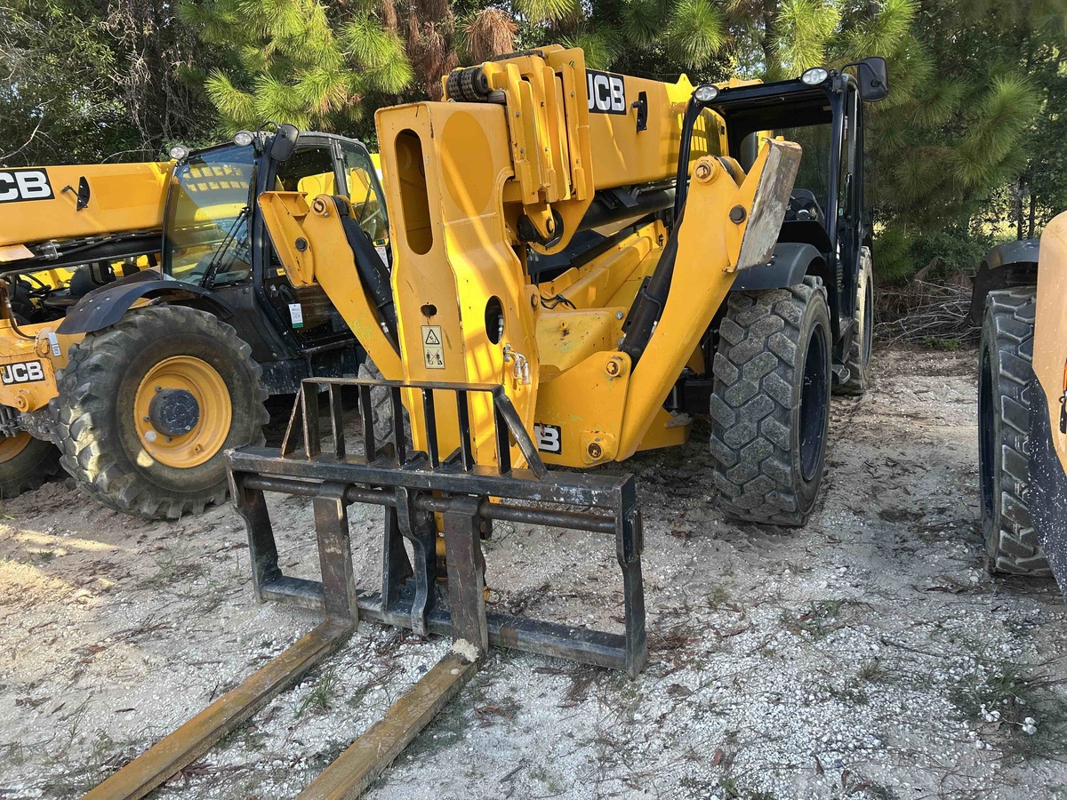 2022 JCB 510-56-3