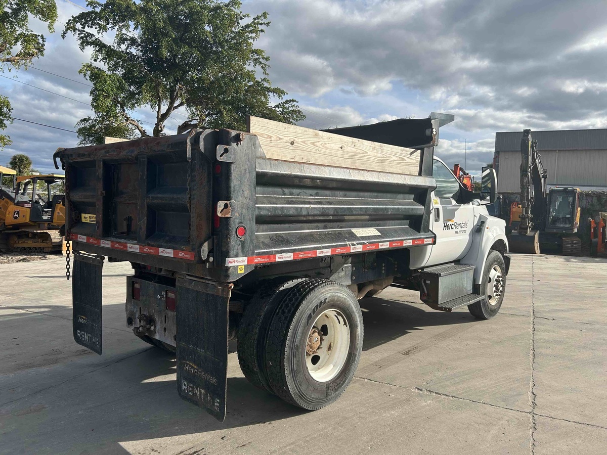 2019 Ford F750-5