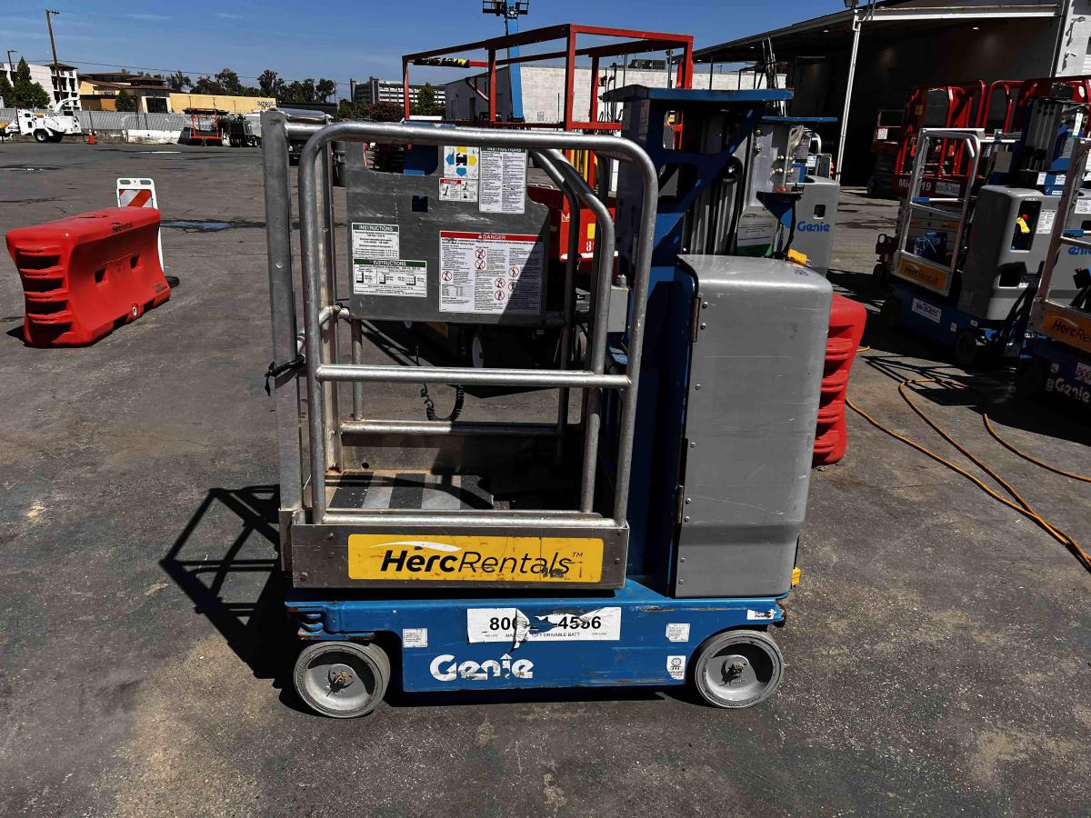 2018 Genie GR-12