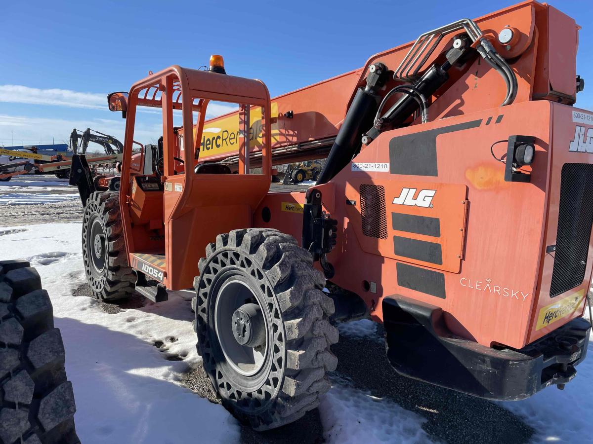 2018 SkyTrak 10054