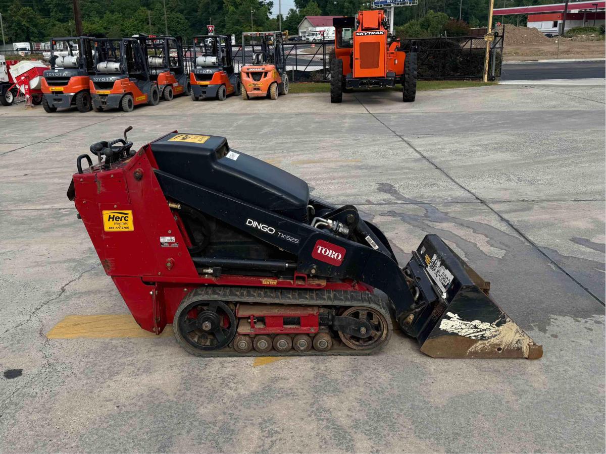 2021 Toro DINGO TX525N