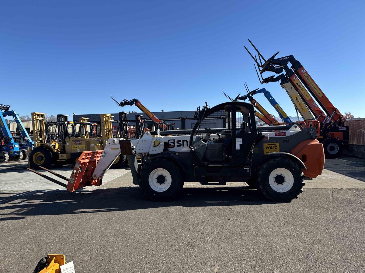 2021 Snorkel SR1054