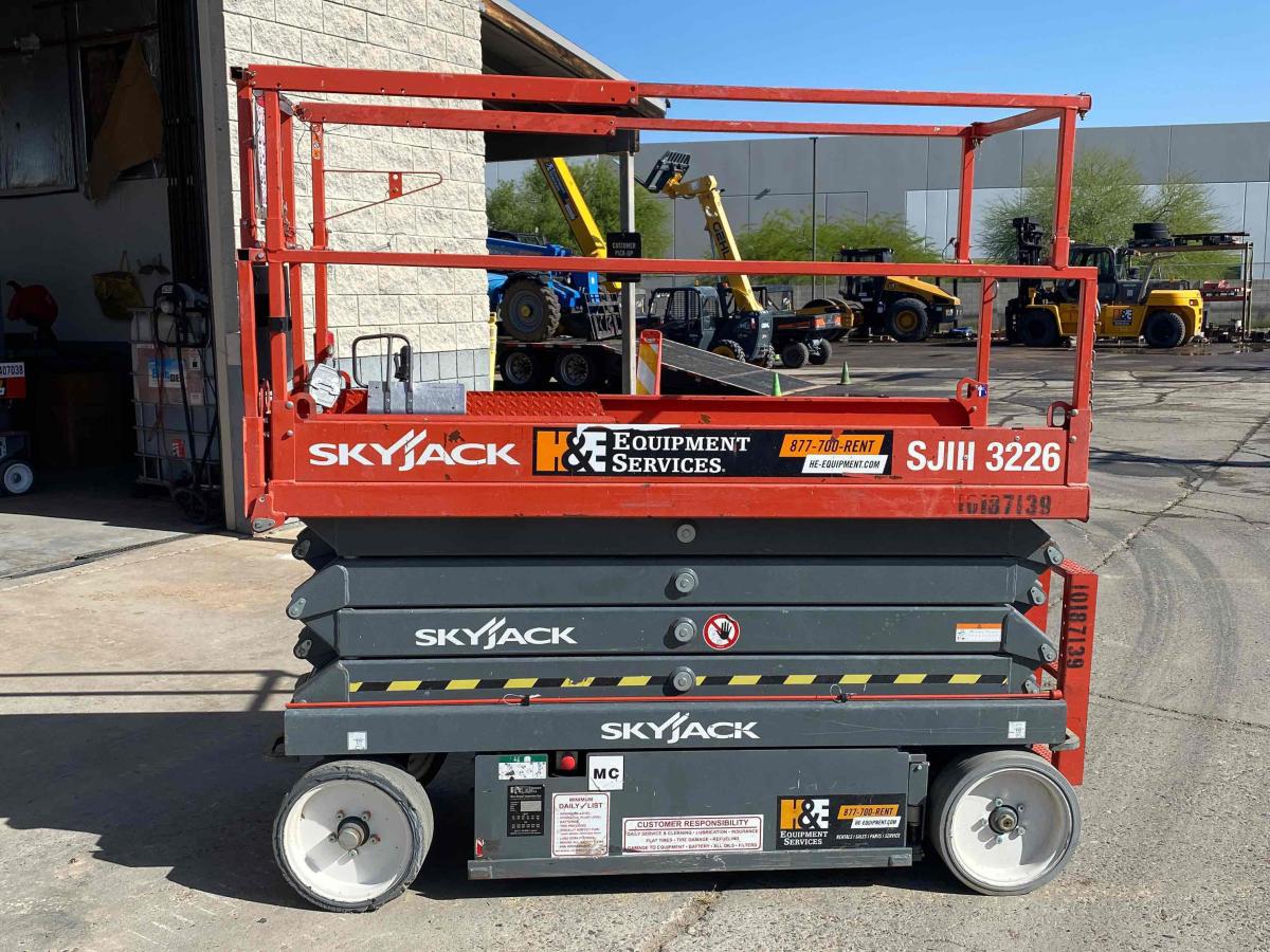 2016 Skyjack SJ3226