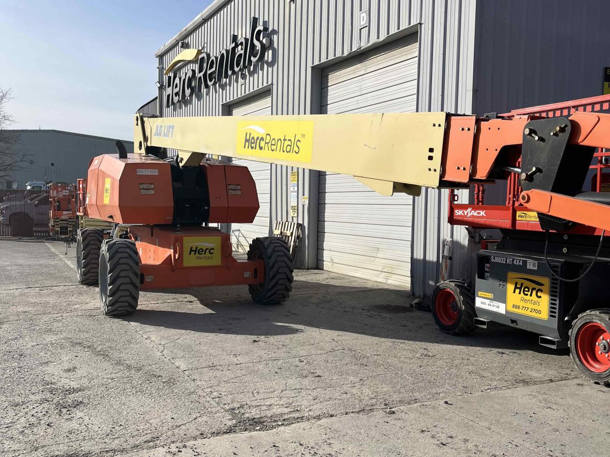 2017 JLG 860SJ